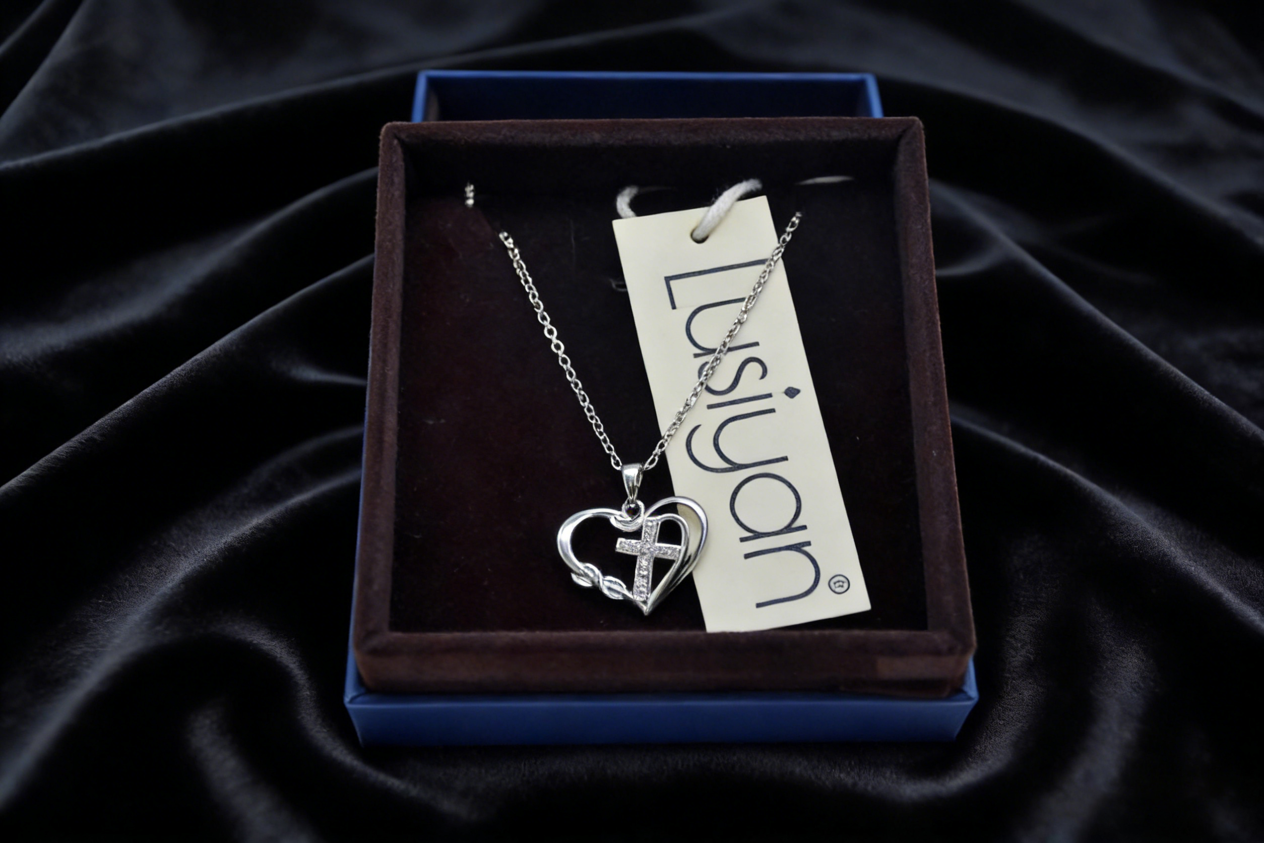 LUSIYAN Heart Cross Pendant