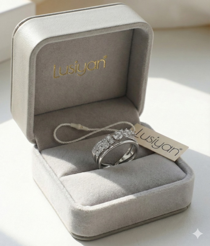 LUSIYAN Eternal Band Ring